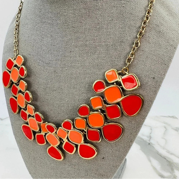 Cookie Lee Signed Necklace Coral and Red Goldtone Adjustable 16” 28” Sta… - Picture 4 of 9